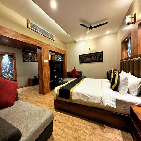 Hotel Runway Inn Pura Raghunath Exterior photo