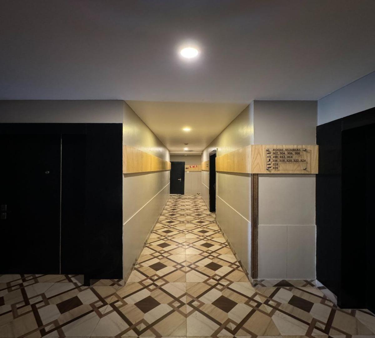 Hotel Runway Inn Pura Raghunath Exterior photo