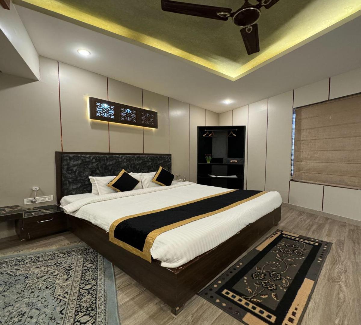 Hotel Runway Inn Pura Raghunath Exterior photo