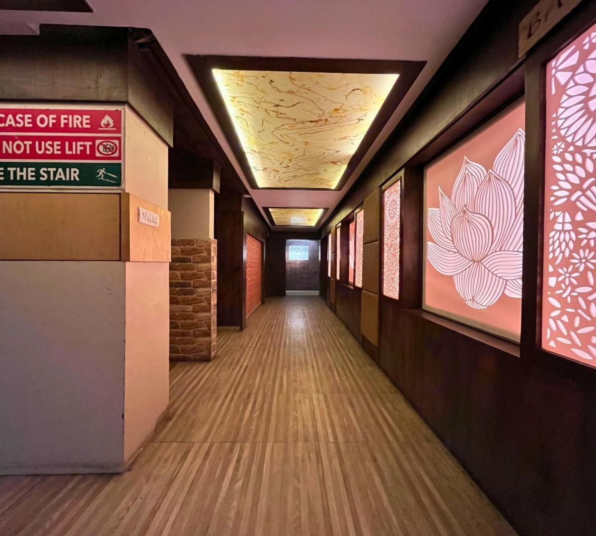 Hotel Runway Inn Pura Raghunath Exterior photo