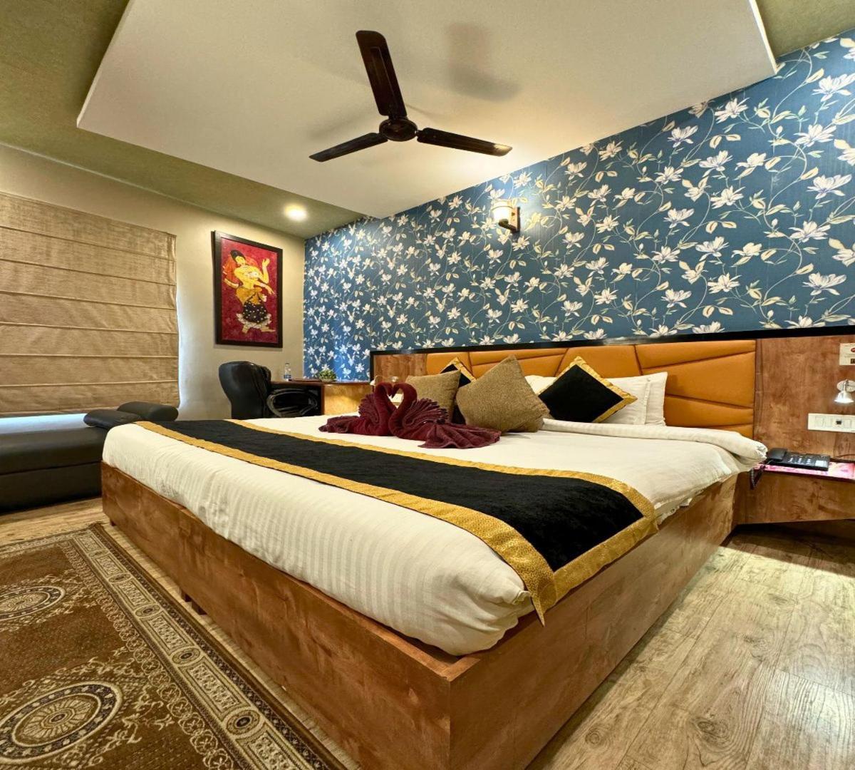 Hotel Runway Inn Pura Raghunath Exterior photo