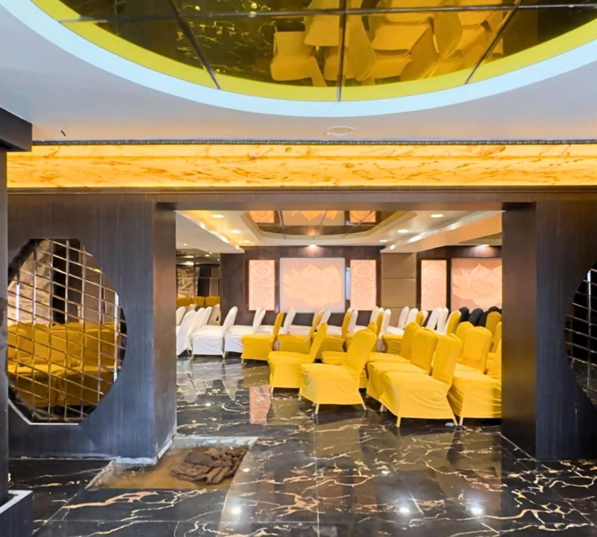Hotel Runway Inn Pura Raghunath Exterior photo